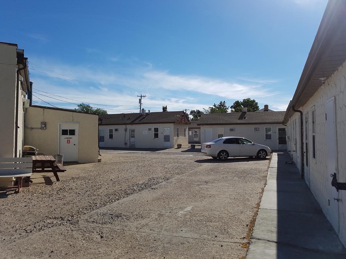 Hat Motel Medicine Hat Exterior photo