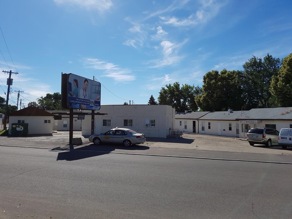 Hat Motel Medicine Hat Exterior photo