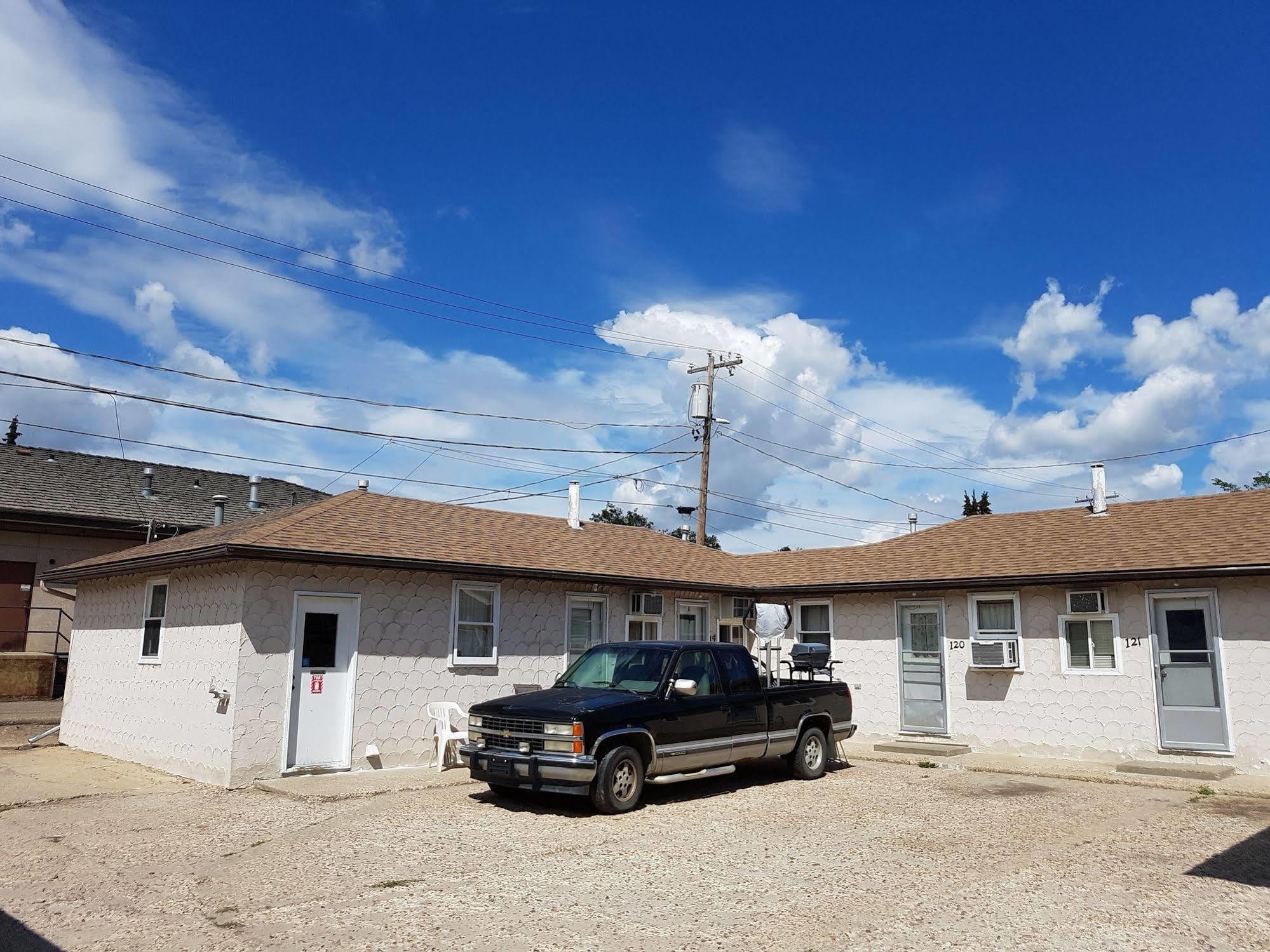 Hat Motel Medicine Hat Exterior photo